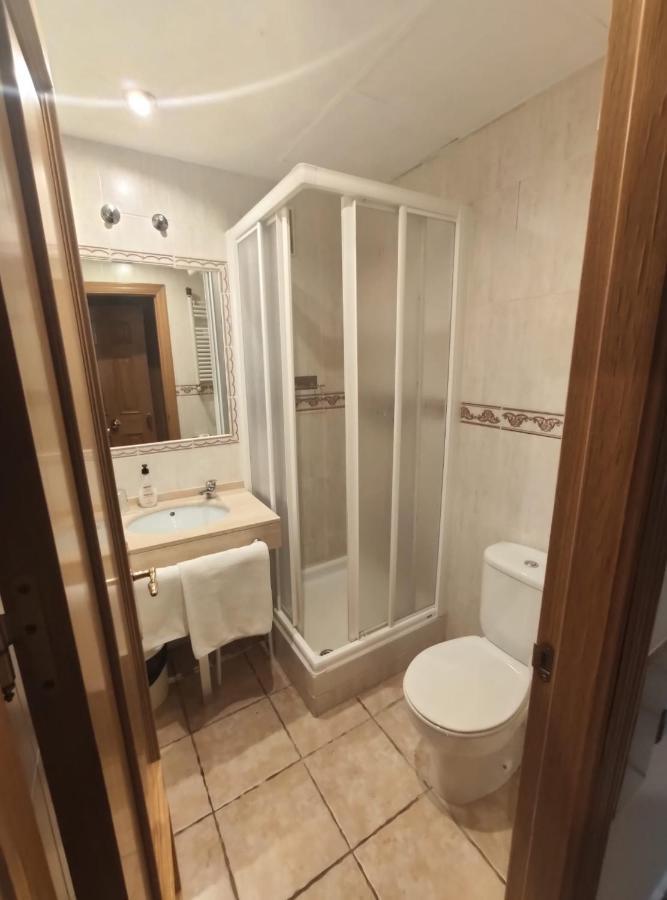 Hostal Maria Ronda Madrid Dış mekan fotoğraf